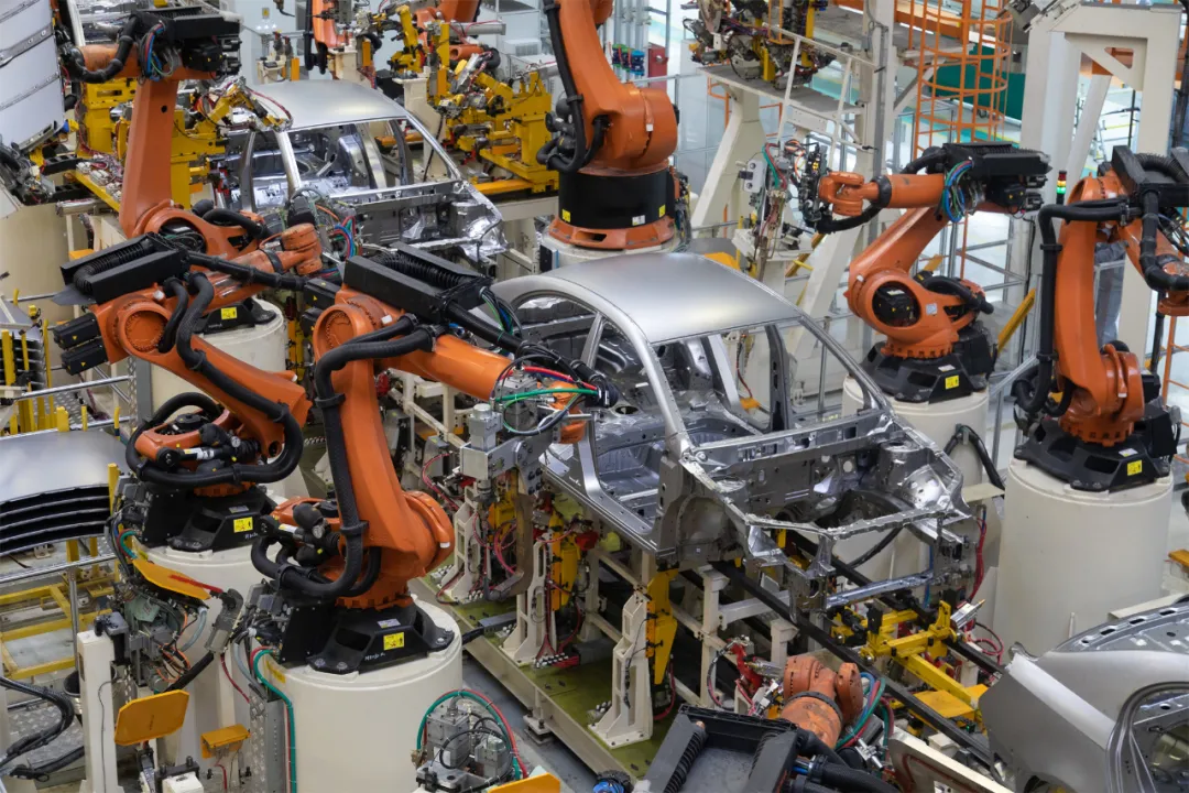 一起回顧！2024最后1個月發(fā)生了哪些汽車大事？| 車事月報